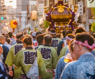 地域の団体や学校にポイントを協賛ができる